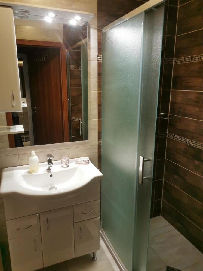Szabo Apartman Шарвар Экстерьер фото
